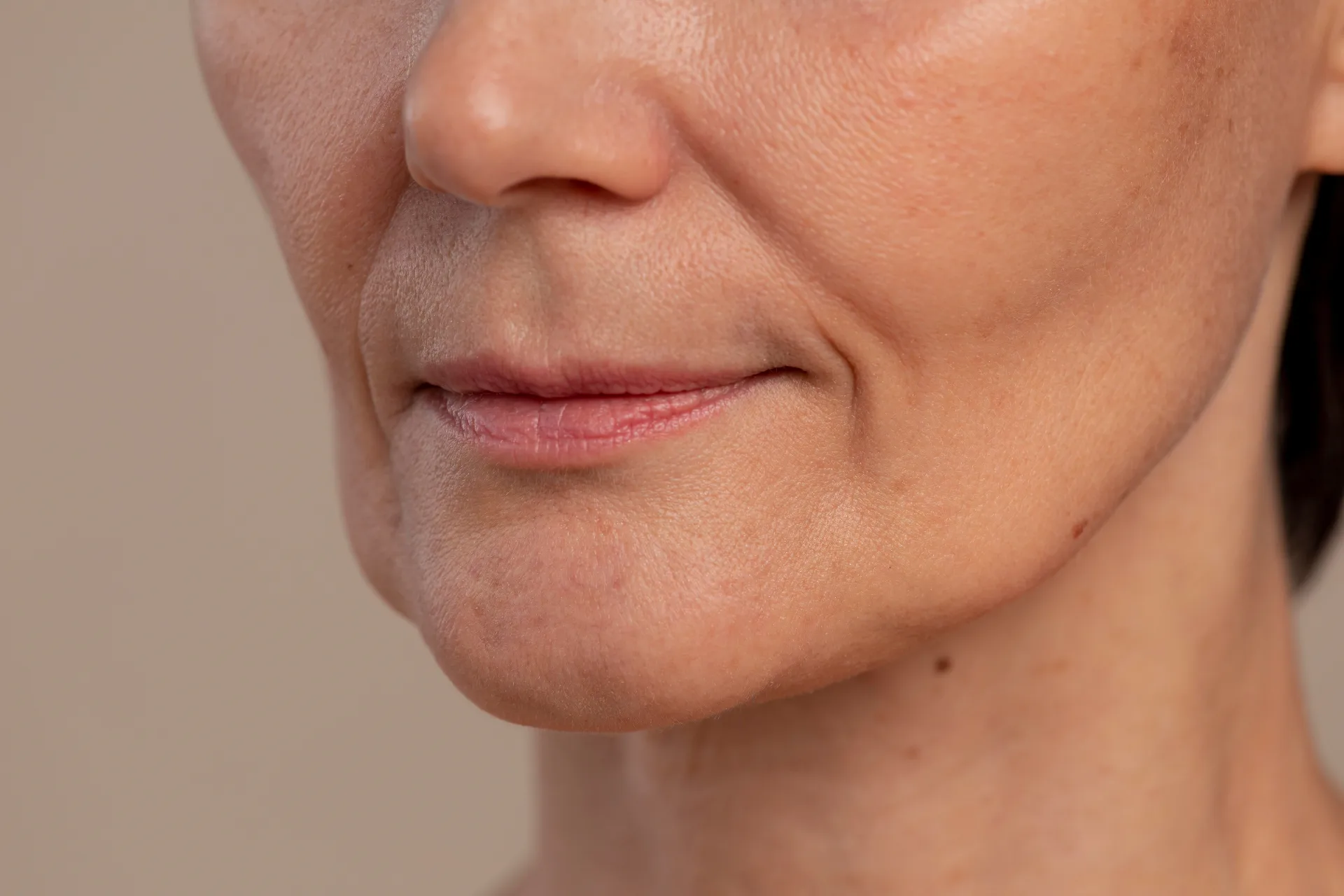 Why a Sunken Face After Tooth Extraction Happens
