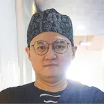Dr. Gusti