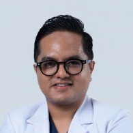 Dr. Reinold
