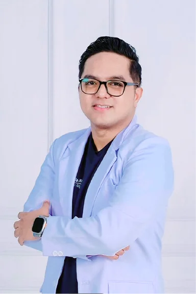 Dr. Reinold